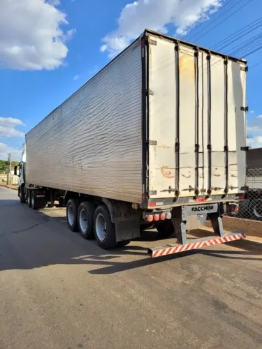 CARRETA LS BAU SECO FACCHINI 3E 26 PALETES 2007