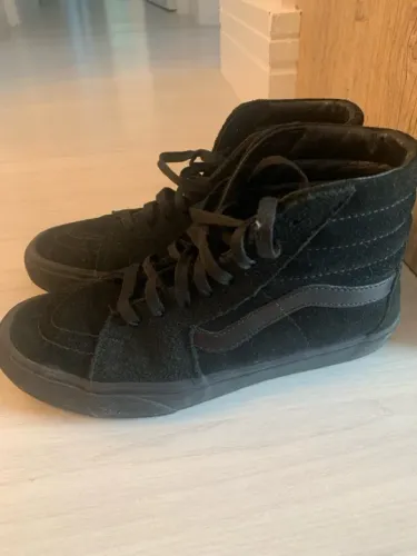 Tênis Vans Preto camurça 