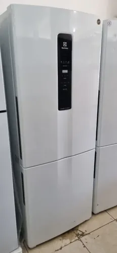 Geladeira Electrolux Inverse / Semi Nova