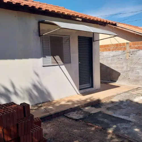 Vendo uma casa em Coxim MS
