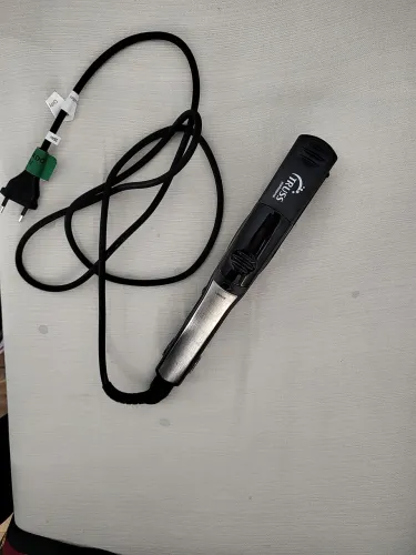 Prancha TRUSS 127v para tratamento capilar a vapor e outros.