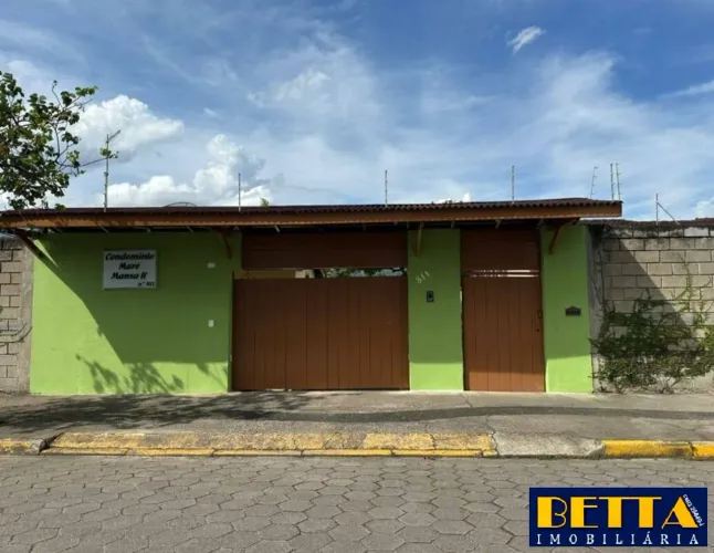 Casa em Condomínio em Caraguatatuba