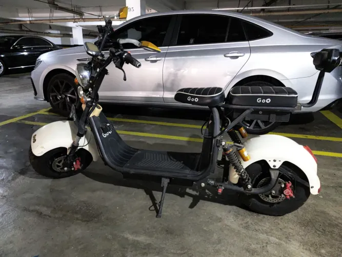 Scooter elétrica Goo X11 2000w semi-nova 