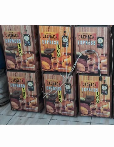 Máquina de Venda de Cachaça Express