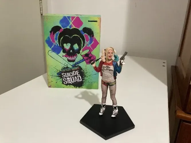 Harley Quinn Art Scale 1/10 - Suicide Squad - Iron Studios