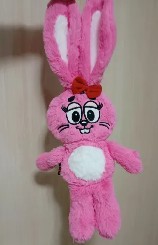 Mochila Infantil Dalila Turma da Mônica Coelho Rosa de Pelúcia Presente Menina Páscoa