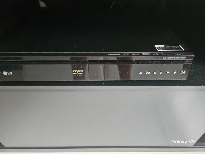 Home theater lg 2 meses de uso na caixa