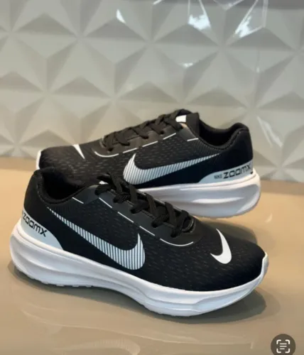 Nike Esportivo Zoom Peformance