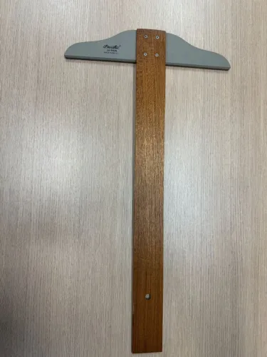 Esquadro em T Desenho Profissional