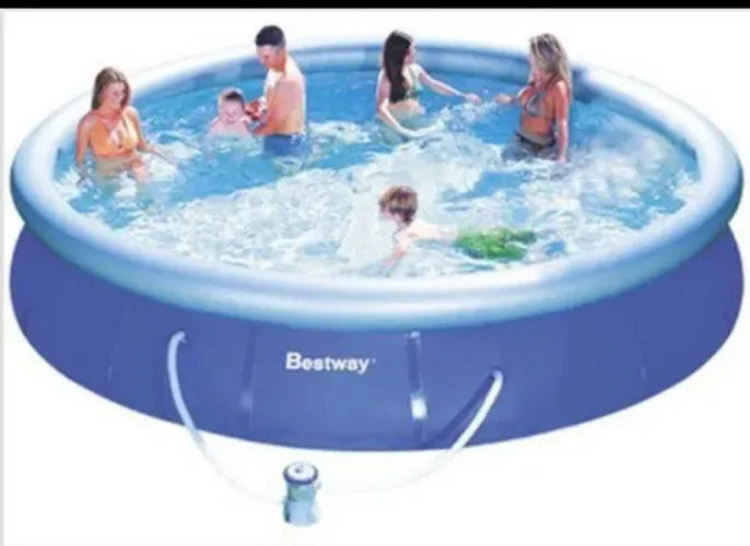 Piscina inflável 10.179 L