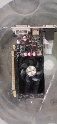 Placa de Vídeo Afox gt 210 1Giga