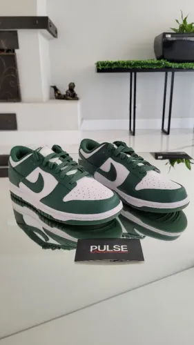 Nike Dunk Low Varsity Green - novo, original.