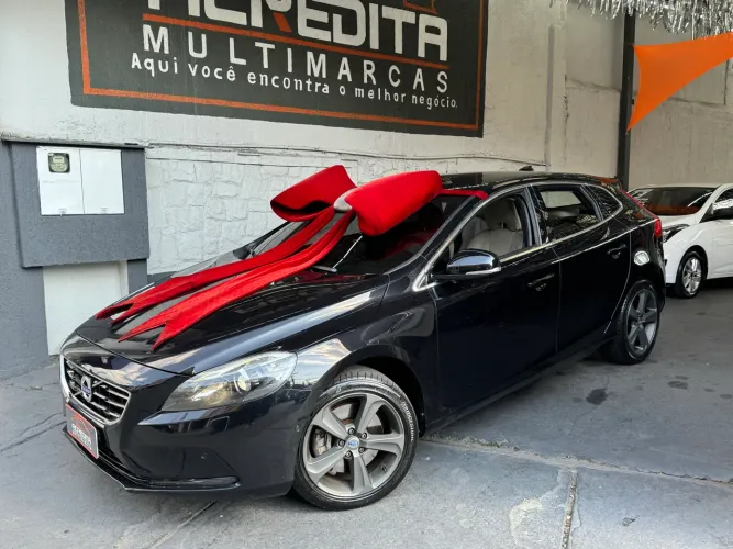 Volvo V40 2.0 T4 Dynamic Turbo Gasolina 4P Automático