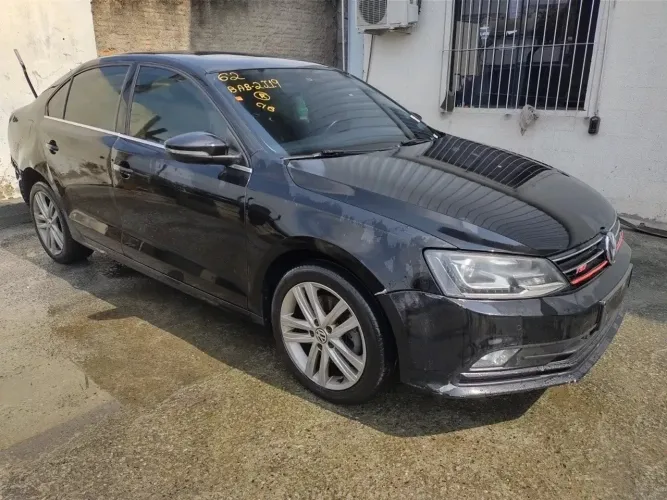 Peças Jetta 2015 211cv Motor Farol Porta Lanterna Airbag Câmbio Arranque Radiador Sucata