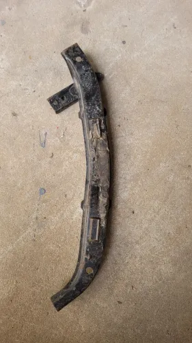 Guia do farol direito honda fit 03/08