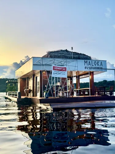 FLUTUANTE 240m2 (aceita negociação)