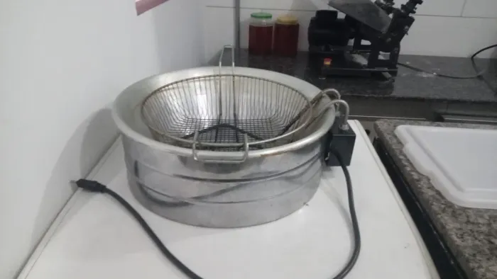 Tacho Eletrico 6 litros com cuba em inox