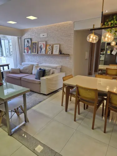 Apartamento á venda 80m², 3 quartos sendo 1 suite Apartamento com 3 Quarto(s) e 2 banheiro