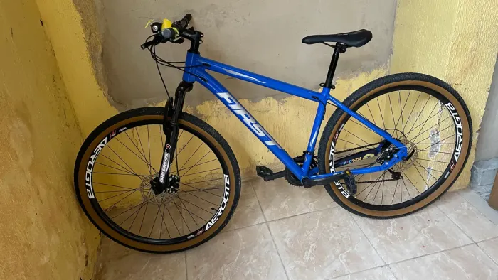 Vendo Duas Bicicletas Uma Aro29 e Outra Aro26