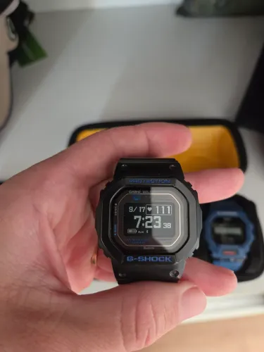 Casio G-shock dw H5600 preto e azul