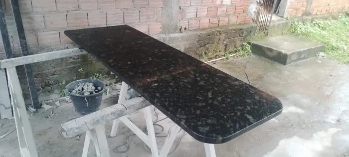 Pedra para balcão americano médica 1,60 por 40,no valor de 350,00