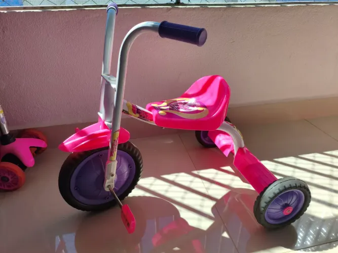Triciclo infantil