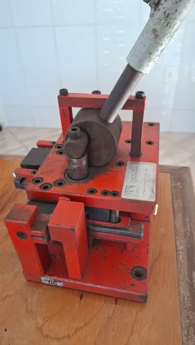 Estampo para linha master 