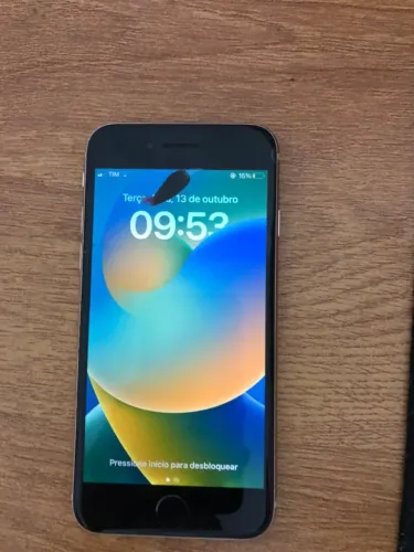 iPhone 8 64GB Preto - Tela Trincada + Mancha + Microfone Falhando