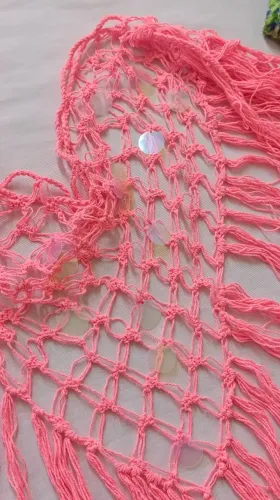 Saída de praia rosa com paetês 