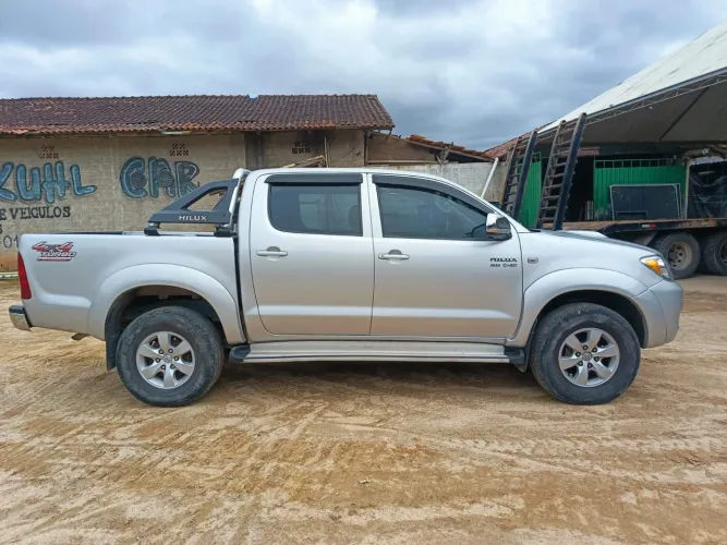 Toyota Hilux CD SRV D4-d 4X4 3.0 TDI Diesel AUT 2008