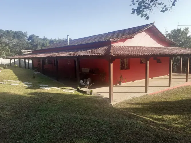 Sitio em São Gonçalo do Para MG completo 15 KM DE DIVINOPOLIS MG PORTEIRA FECHADA