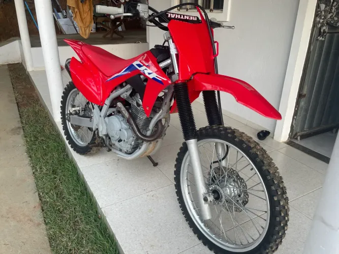Vende-se CRF