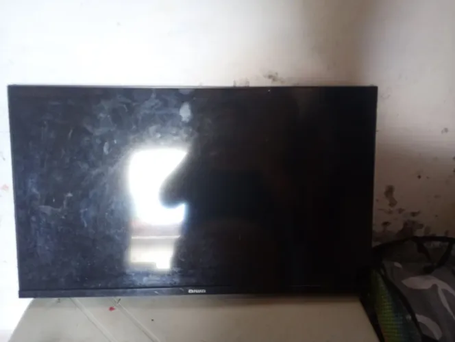 TV 32 Polegadas Aiwa R$300,00