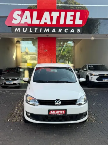 Volkswagen Fox 1.0 MI Total Flex 8V 5P 2014