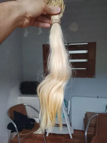 Aplique capilar loiro cabelo