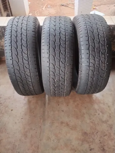 Vendo pneus michelan
