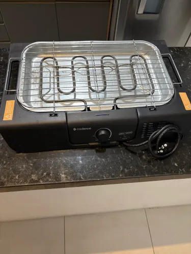 Churrasqueira elétrica Cadence Grill