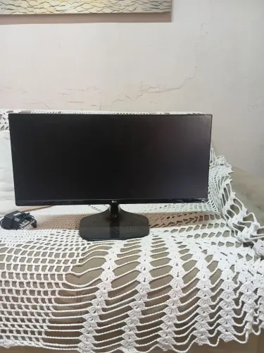 Monitor LG 25 polegadas