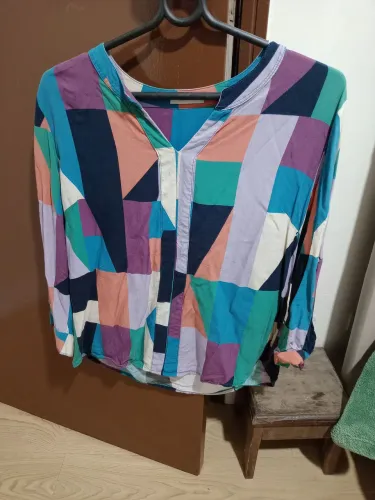 Blusa colorida