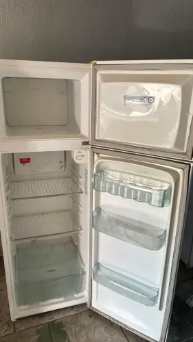 Geladeira Eletrolux