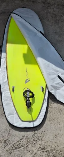 Prancha StandUp Paddle com remo, capa, quilhas e leash