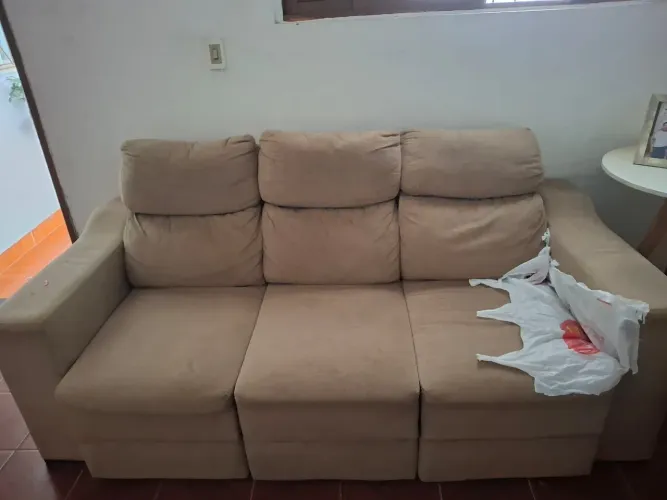 Vendo, Sofá retrátil, 3 lugares.