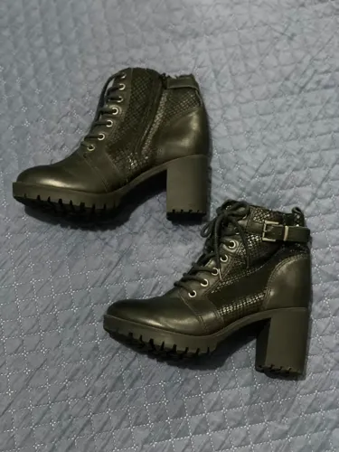 Bota
