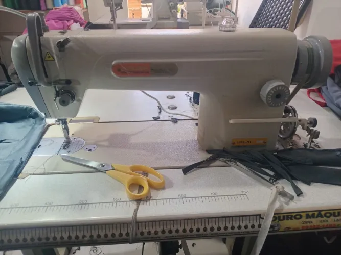 MAQUINA RETA INDÚSTRIAL