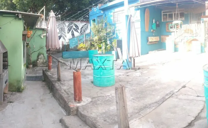 Terreno à venda 568m² com casa antiga construída em Santana próximo de Avenida Braz Leme e