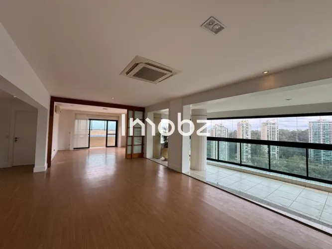 Apartamento à venda no Condomínio Villaggio Panamby - Itapaiuna, 1800 - São Paulo - SP - C