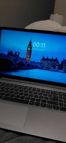 Vendo notebook com 2 anos de uso!