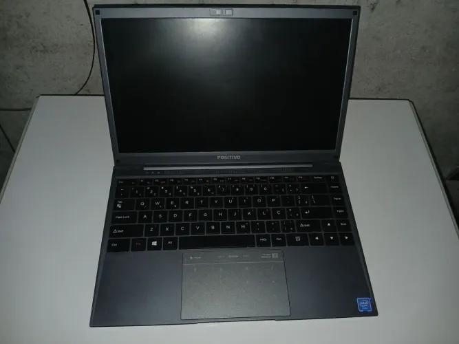 Vende-se Notebook Positivo