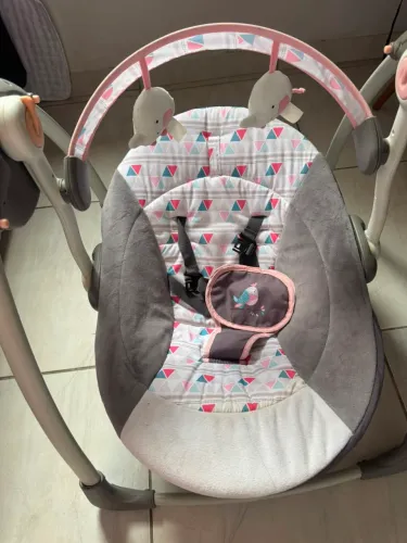 Cadeirinha de balanço para bebê