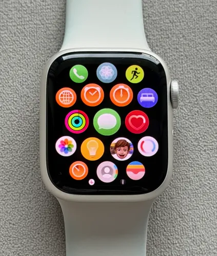 Apple Watch Series 8 GPS 41mm - Alumínio
